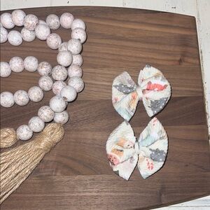 Green nutcracker bows with Christmas trees